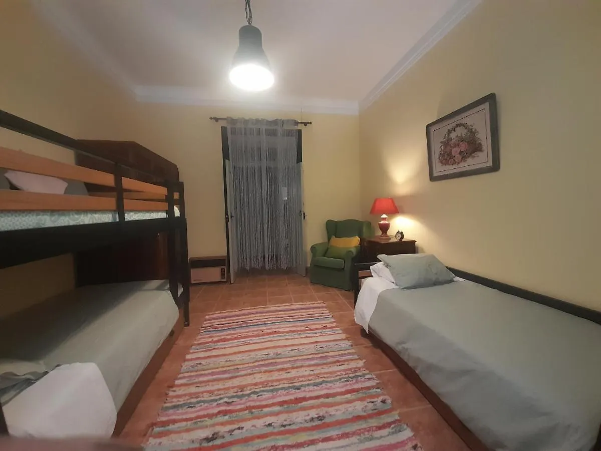 Casa Mestre Vila do Bispo 0*,